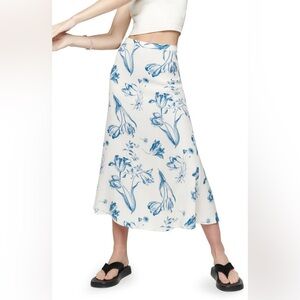 NWT reformation bea skirt in lisse - 6P (petite)